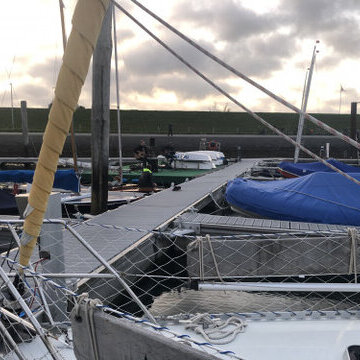 Live-Konzert im Sportboothafen mit der Band &raquo;Konn3kt&laquo;