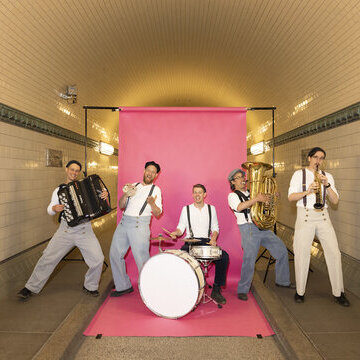 Hafenfestival 2025 - Mahoin - Matrosenbeats und Shantybrass aus Hamburg