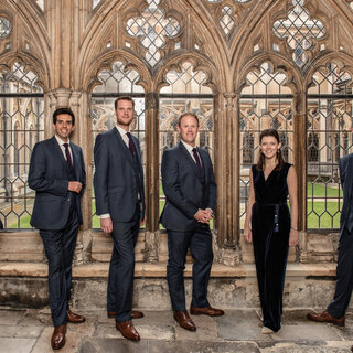 The Queen´s Six