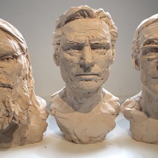 Skulptur der drei olsen-Brüder von Hans Pauli Olsen