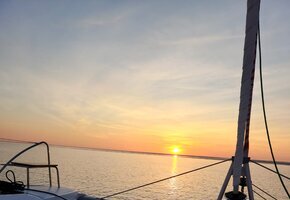 Segeltörn mit dem Segelkatamaran "Madonna" – Sun-Downer-Tour
