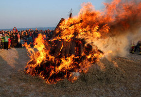 Osterfeuer am S&uuml;dstrand