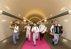 Hafenfestival 2025 - Mahoin - Matrosenbeats und Shantybrass aus Hamburg