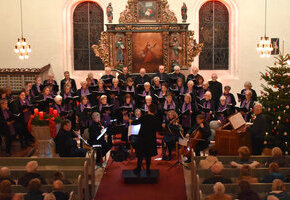 Gemischter Chor Galmsbüll mit Instrumentalensemble