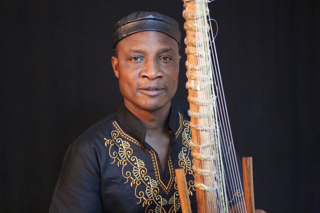 Adjiri Odametey Web - 2 MB