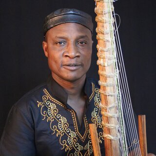 Adjiri Odametey Web - 2 MB