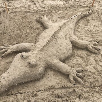 Sandburgenwettbewerb f&uuml;r Gro&szlig; und Klein