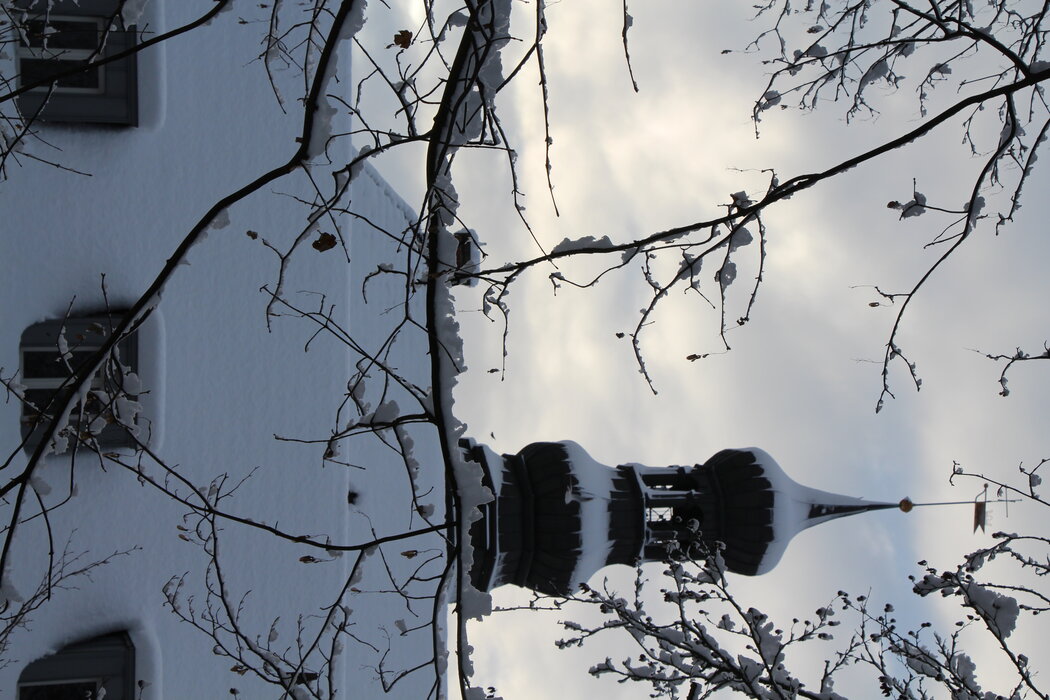 Schlossturm im Schnee
