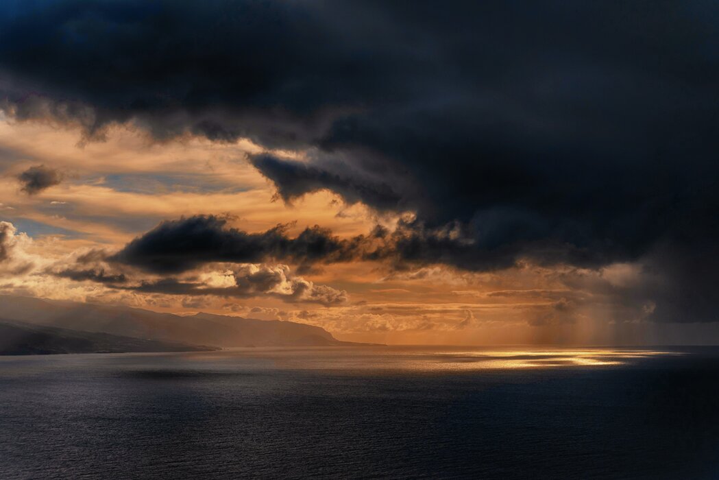 fausto-garcia-menendez-xDlENgX6Ly8-unsplash Abendstimmung