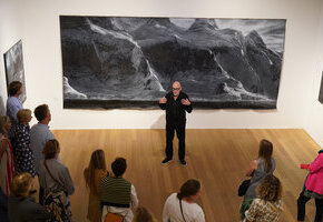 Artist Talk mit Jochen Hein und Miguel Rothschild – Rundgang durch die Ausstellung: 
"Über das Sichtbare hinaus – Jochen Hein & Miguel Rothschild"