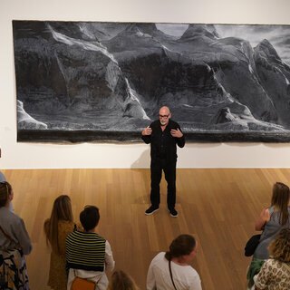 Artist Talk mit Jochen Hein und Miguel Rothschild – Rundgang durch die Ausstellung: 
"Über das Sichtbare hinaus – Jochen Hein & Miguel Rothschild"