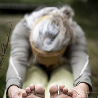 Yoga am Strand mit Elisabeth