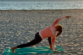 Yoga zur Tea Time im Advent mit Michaela Harder