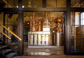 F&uuml;hrung mit kleinem Warehouse Tasting und anschlie&szlig;ender Whisky-Verkostung in unserer Whisky Lounge