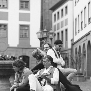 presse_absinto-orkestra_sw-sit-portrait