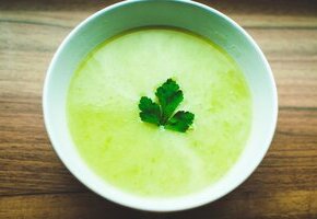 aneta-pawlik-1TgT-NS31tY-unsplash Erbsensuppe