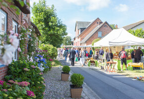 Oevenumer Dorfmarkt 