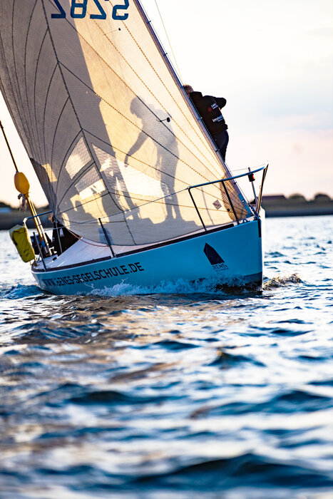 Segeln lernen! Segelkurse f&uuml;r jung und alt