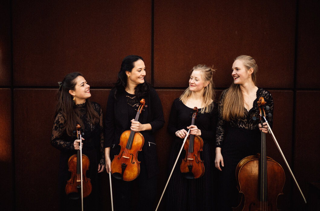 Iris Günther (Violine), Leonie Flaksman (Violine), Francesca Rivinius (Viola), Karolin Spegg (Violoncello)