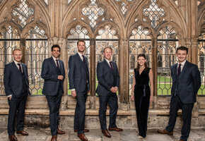 The Queen´s Six
