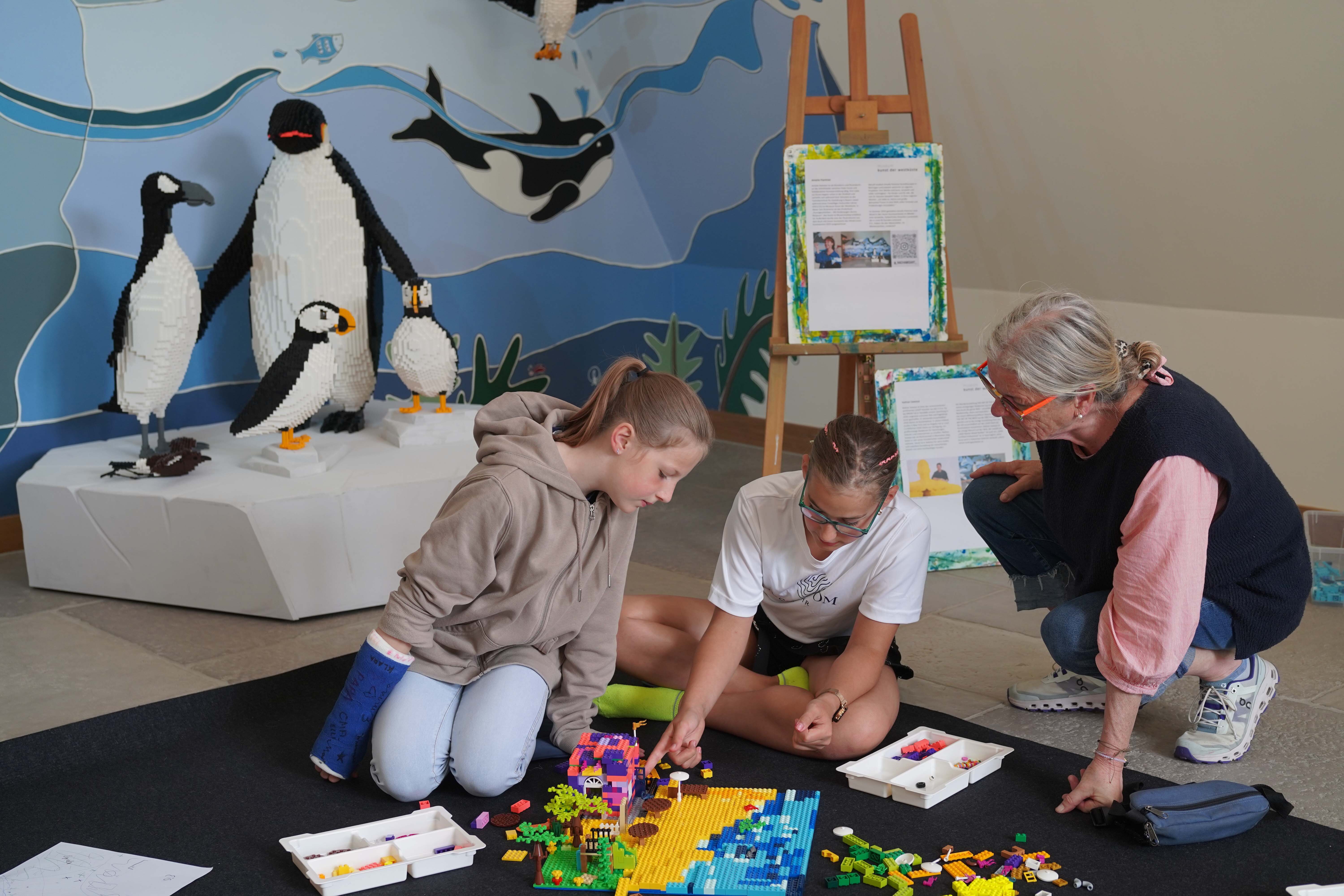 Bunte Steine in der Kunstwerkstatt – Workshop für Familien
