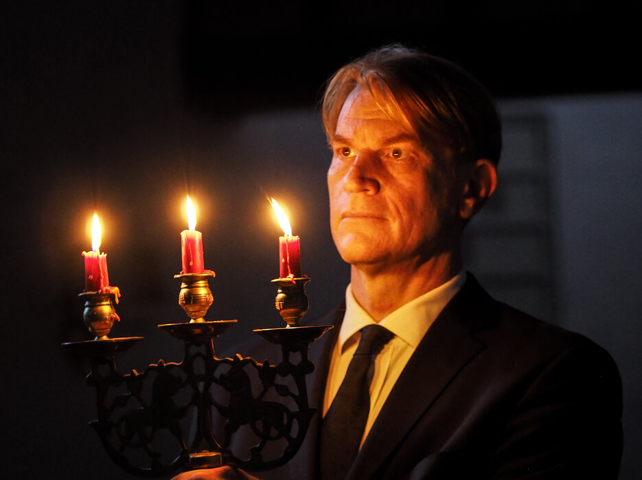 Theater in der Süderender Kirche: Kaj Munk - Glaube & Widerstand