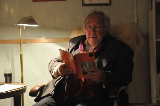 Uwe Herms liest aus seinen Werken