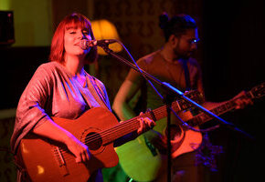 "Flickentanz &ndash; Von Herz zu Herz"