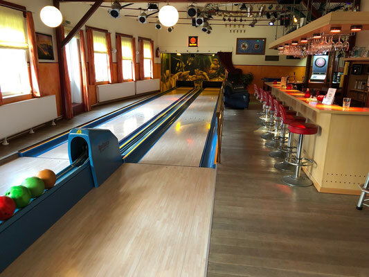 Bowling &ndash; Dart &ndash; frische Pizza