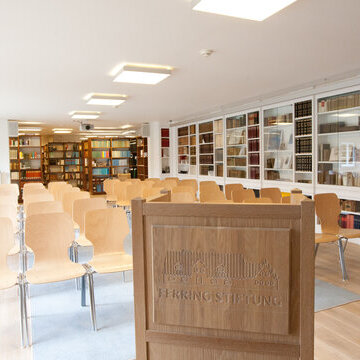 Vortrag: "Mythos Friesische Freiheit: Was steckt wirklich dahinter?" von Christoph Schmidt