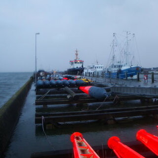 F&uuml;hrung durch den Seezeichenhafen Wittd&uuml;n