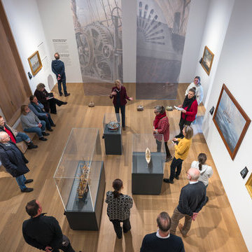 Im Rahmen des Literaturfestivals F&ouml;hr erLesen: Letzte F&uuml;hrung durch die Ausstellung &bdquo;Maritime Revolutionen &ndash; Das Internationale Maritime Museum Hamburg zu Gast im MKdW&ldquo; mit Kurator Jan-Malte D&ouml;ring Quaas
