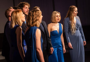 Art 'n' Voices 