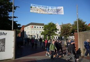 rundF&Ouml;HR 2026 &ndash; Traditioneller Gang um die Insel